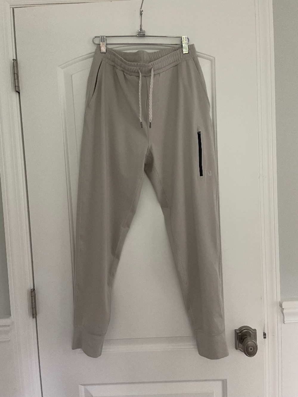 VUORI MEN'S (OR WOMEN'S) SUNDAY PERFORMANCE JOGGER SIZE S!